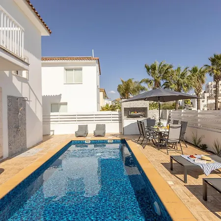 Cemelia Вилла Протарас