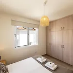 Cemelia Villa