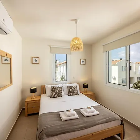 Cemelia Villa